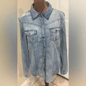 Finesse Light Blue Button-Down Shirt